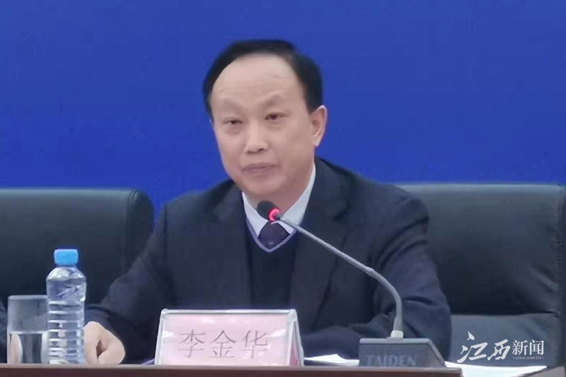 李金华介绍"十三五"以来,随着武九客专,昌吉赣客专建成通车,全省时速