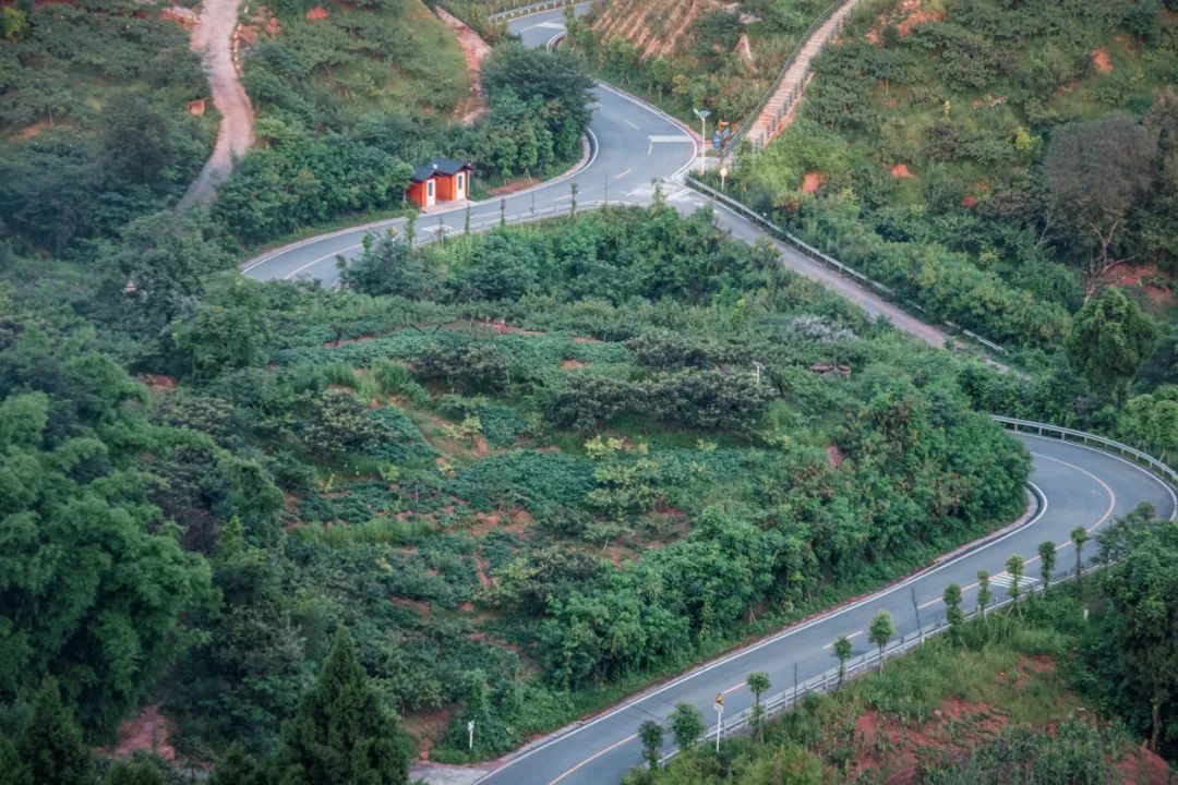 成都龙泉山跑道/图虫创意