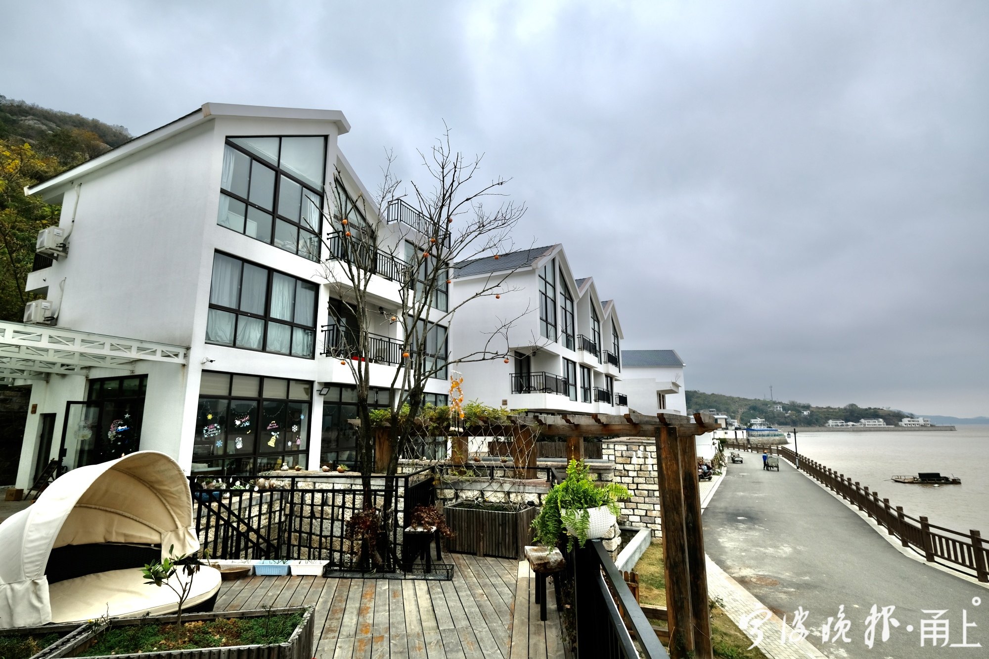 石浦沙塘湾村.jpg