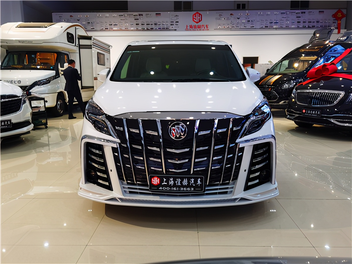 别克gl8陆尊雅典娜版七座商务车