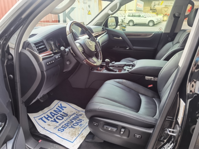 21款雷克萨斯lx570强悍豪华越野suv