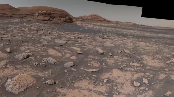 荒无人烟这里很是凄凉这是由好奇号拍摄的火星表面