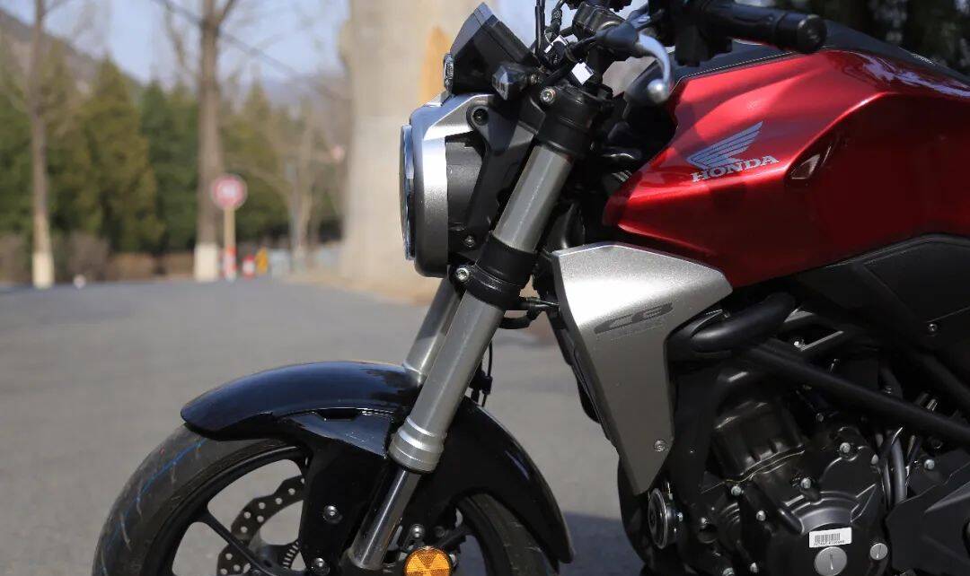 中杯"咖啡"尝一下,实拍解析honda cb300r