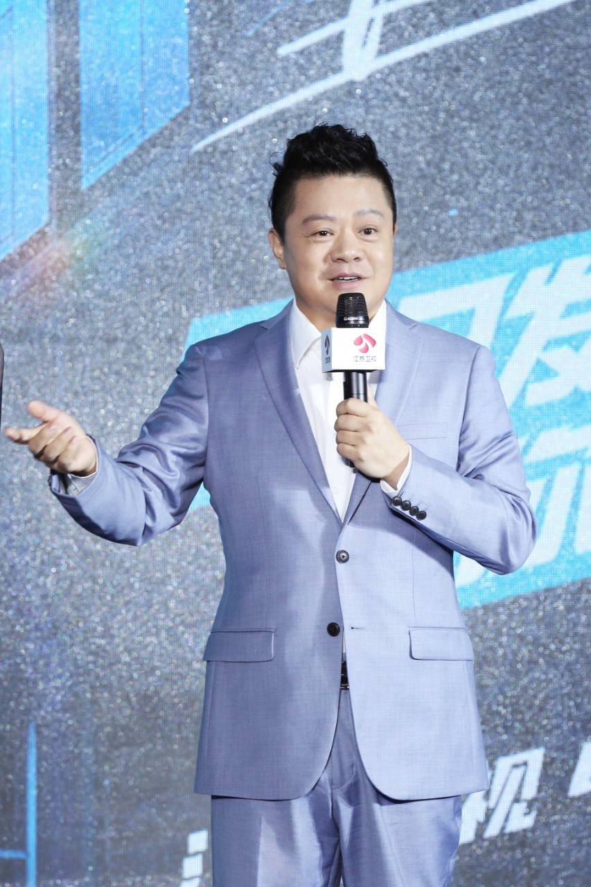马东任嘉伦聊"投资,职场观察真人秀《闪闪发光的你》将播
