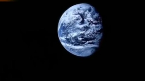 从月球上看地球是什么样的?阿波罗登月宇航员拍摄珍贵