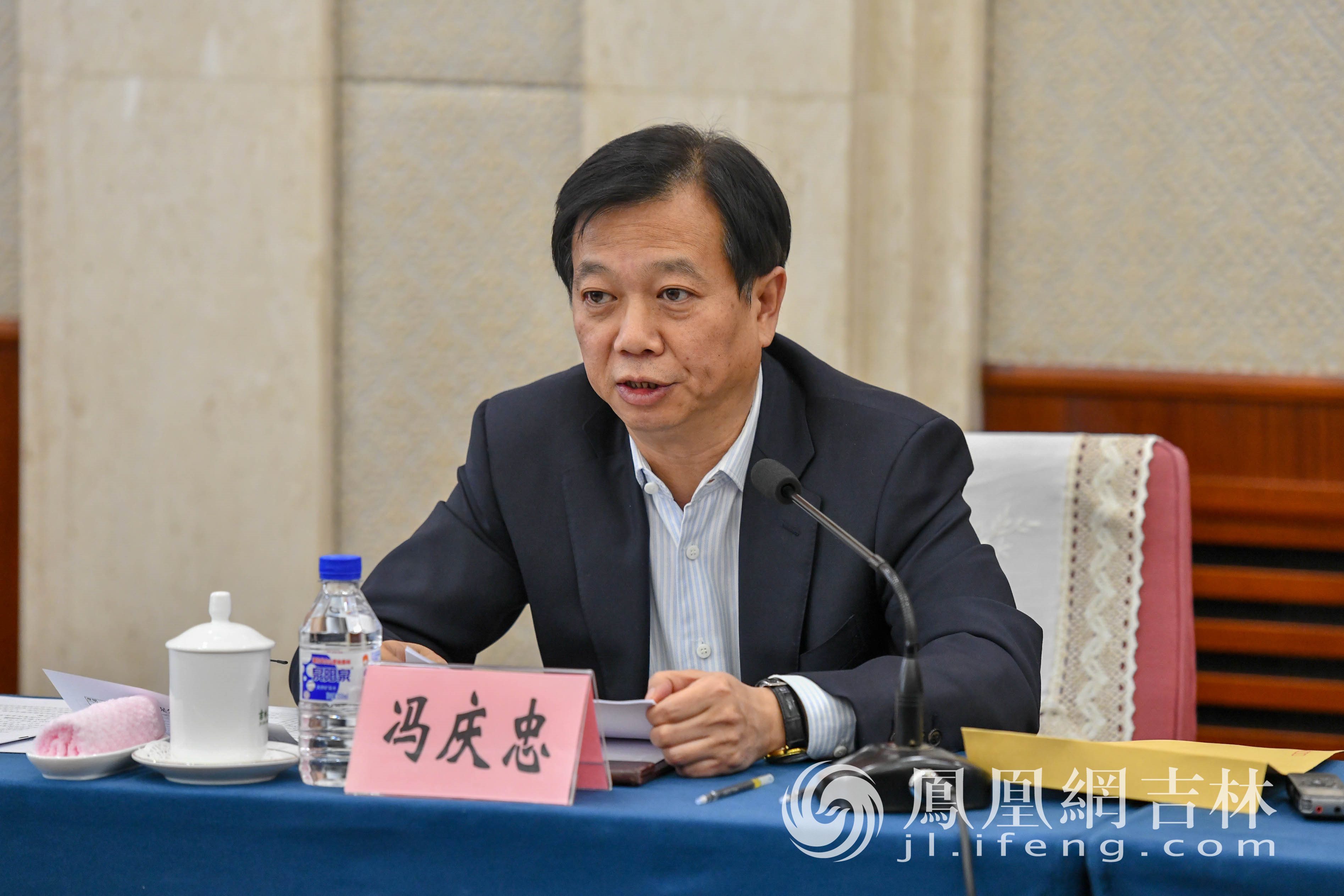 吉林省贸促会党组书记,会长冯庆忠作工作报告.梁琪佳摄