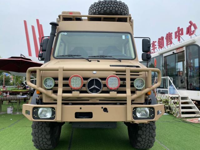 当前位置:>凤凰网汽车>运城>降价>正文> 奔驰越野4x4乌尼莫克u4000