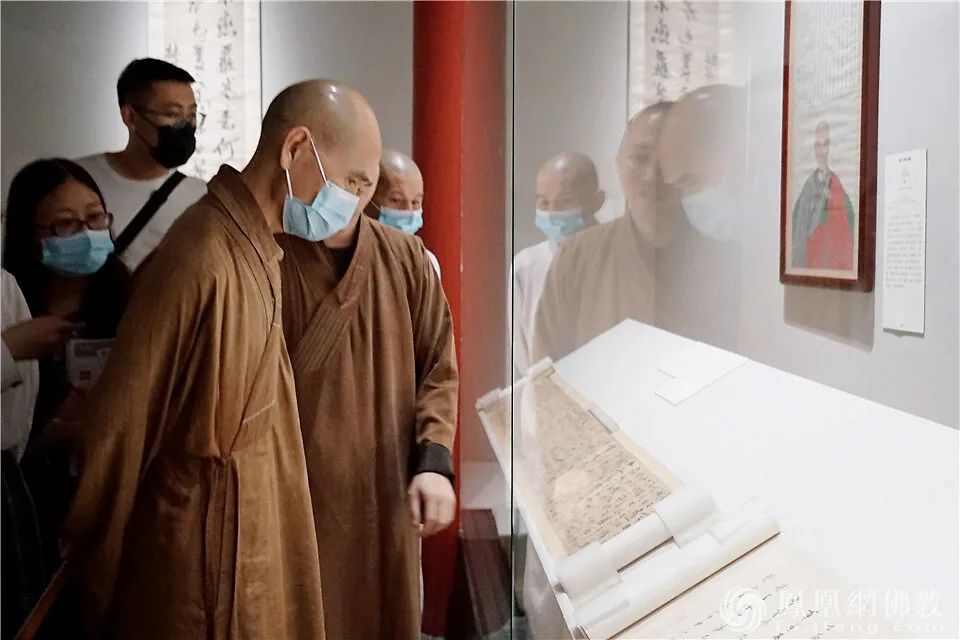 这是一场系统化,大规模展示岭南名僧书法绘画真迹的禅意大展,不仅教界