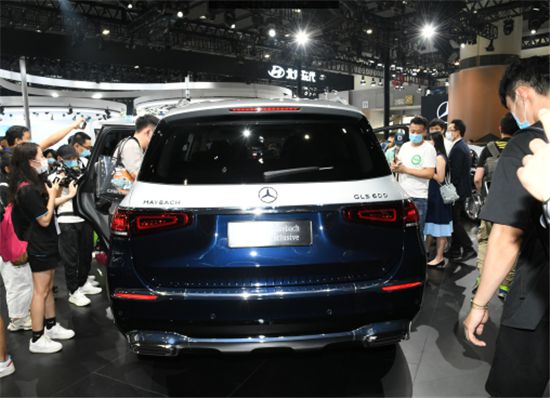 迈巴赫gls600礼尚版,迈巴赫GLS600双拼色 奔驰迈巴赫gls600礼尚版四座魔术车身