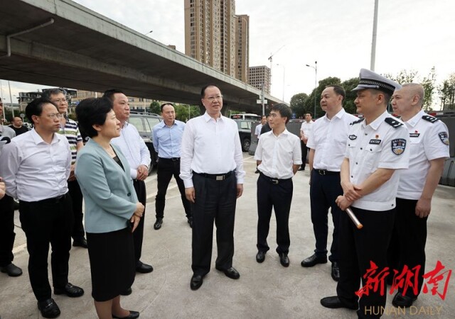 毛伟明调研长沙城区交通疏堵保畅工作凤凰网湖南_凤凰网