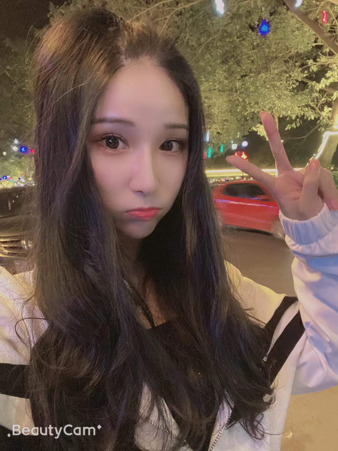 广东患癌女孩寻找亲生父母在湖南的父亲现身女儿要什么都愿意给