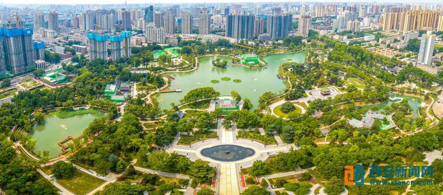资讯 凤观陕西 正文 据介绍,改造后的兴庆宫公园的总体规划布局确定为