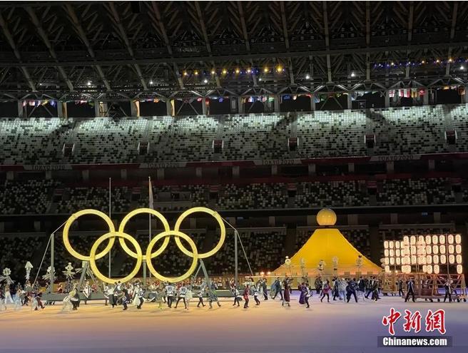 正文 北京时间7月23日,第32届夏季奥运会开幕式在日本首都东京新国立