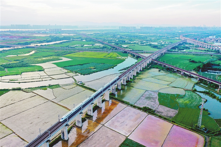 航拍南昌县富山乡(图)