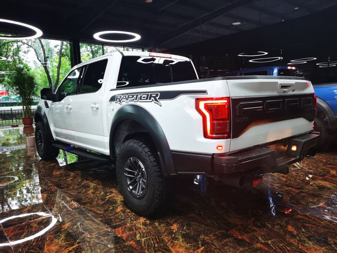 2021款全新福特猛禽f150raptor皮卡动箱4驱牵引系统,牵引力控制防倾翻