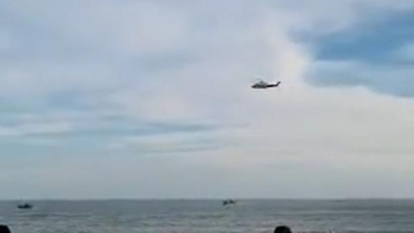福建漳州11人被卷入海水身亡_漳州金湯灣海水溫泉度假酒店_同學們參加團體操表演,8人一隊少1人,