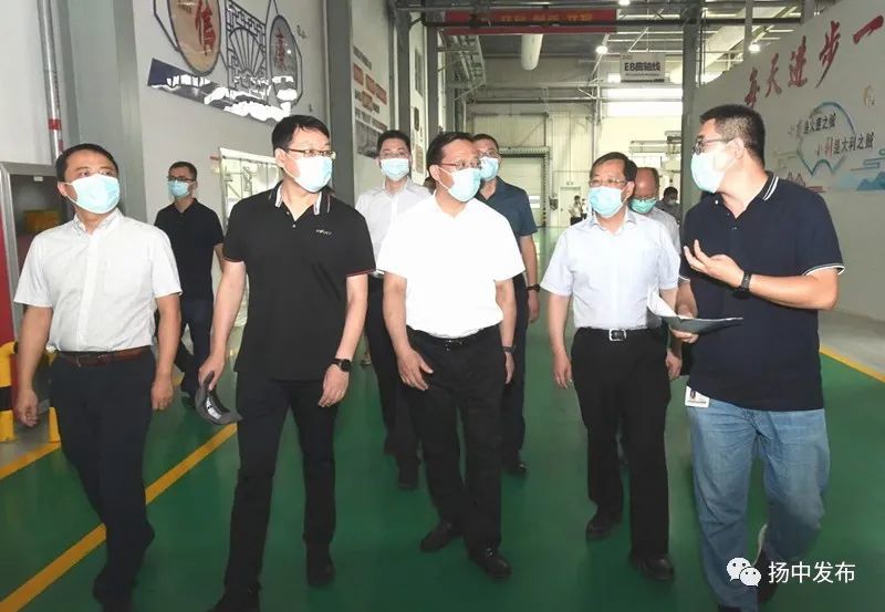 扬中市长贾晟带队深入企业一线检查疫情防控工作
