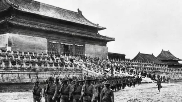 八国联军入侵北京,逃往西安的慈禧为何对洋人心存感激