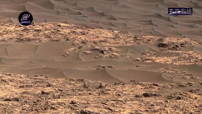 几张火星图看火星表面的岩石很是漂亮