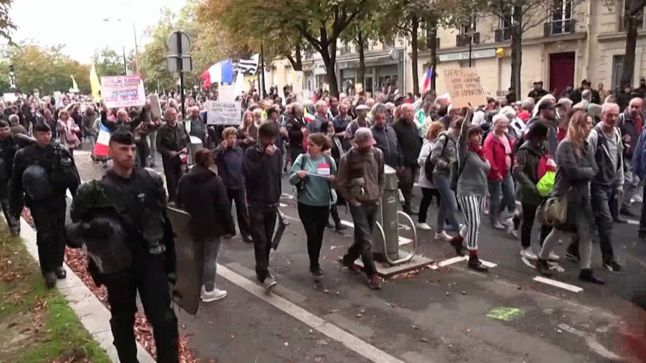 美国爆发反战游行_法国爆发骚乱_法国多地爆发游行