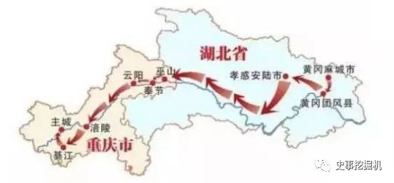 南宋时期,中国政治经济重心开始南移,一方面迫于北方军事的压力,大量