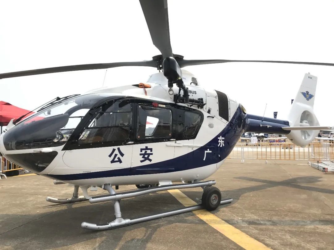 青岛造h135直升机亮相中国航展多区域多领域持续发力助力我国通航产业