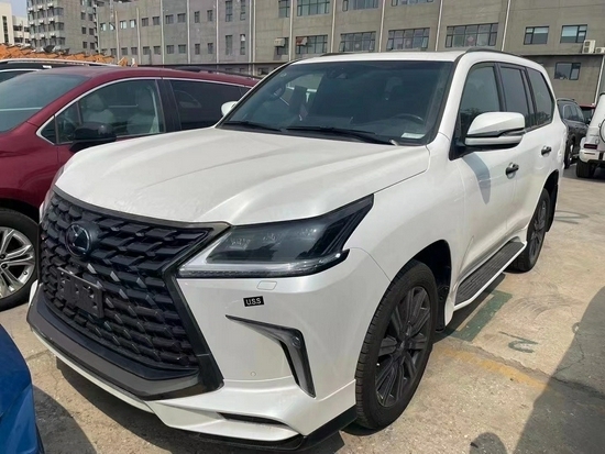 21款雷克萨斯lx570有着全尺寸定位的lx570是雷克萨斯旗下的顶级suv