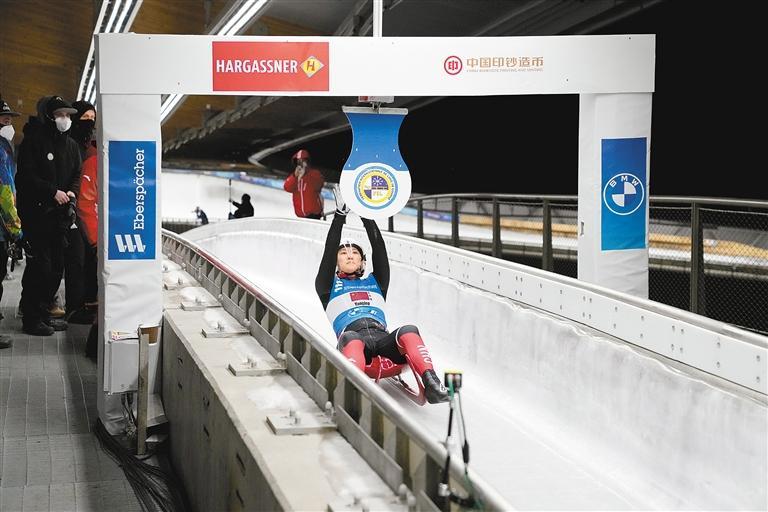 胡慧兰在比赛中 国家雪车雪橇中心供图