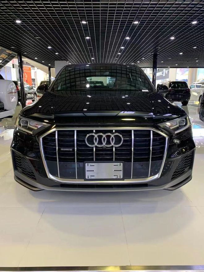 21款进口奥迪q7港口20和30均有现车