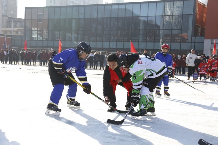 冰雪运动进校园乐享健康迎冬奥沈阳市和平区教育局举办冰雪嘉年华主题