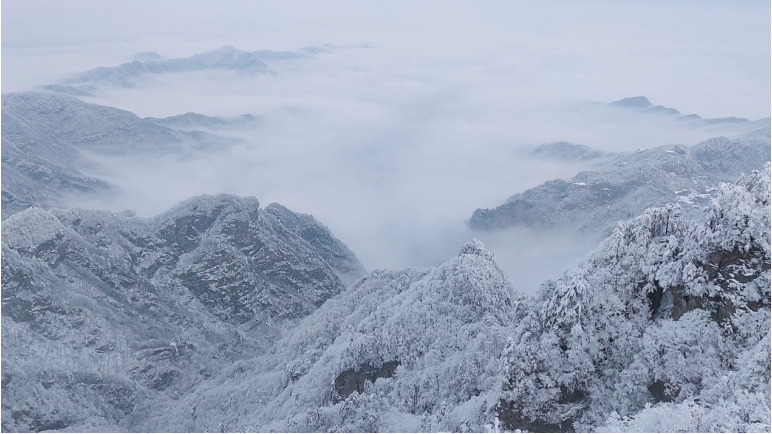 雪霁入画武当山宛如仙境