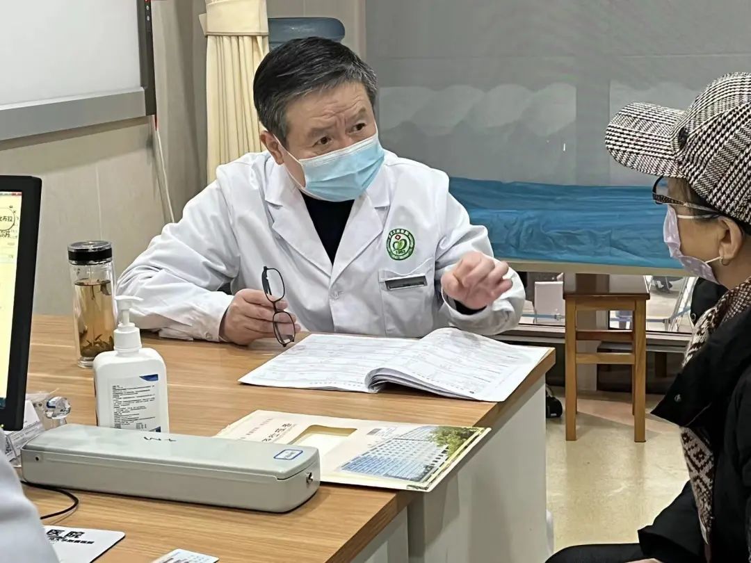西安大兴医院快预约消化界名家郭学刚教授门诊开始了