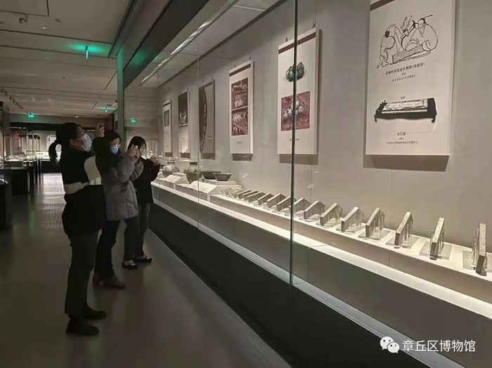 7地博物馆在长沙联合展示汉朝山东章丘35件文物入选