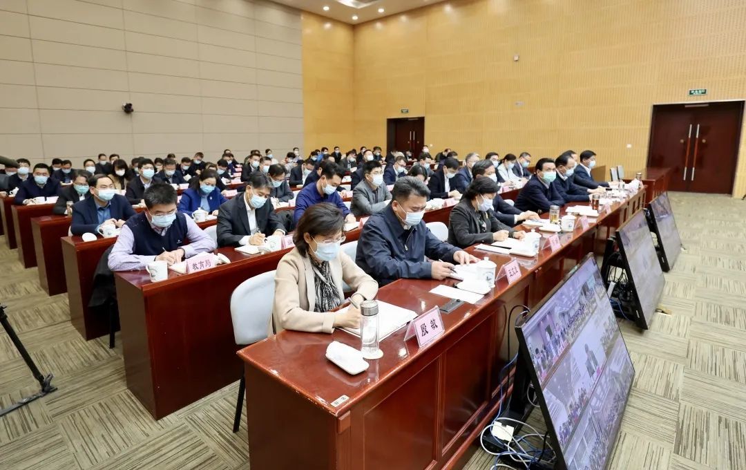 镇江市委书记马明龙追根溯源查漏洞补短板落实疫情防控工作