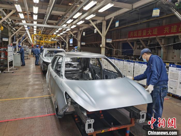 上汽特斯拉等复工复产上海汽车产业按下重启键