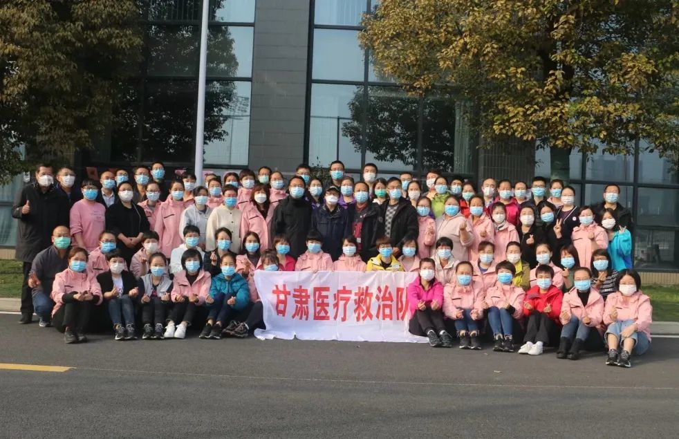 金昌道德模范柳玉峰用医者仁心感受患者呼吸