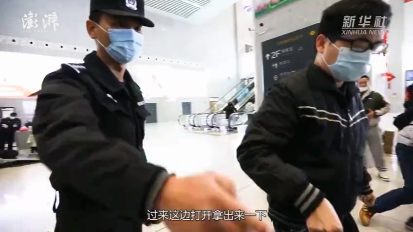 警犬训导员苏亚伟我和我的功勋战友