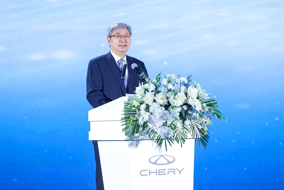 25年1500万辆！尹同跃：一代代奇瑞人老了，但奇瑞汽车越活越年轻