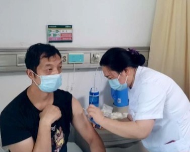 辞职到武汉捐造血干细胞救人！“热血侠侣”共赴生命之约 