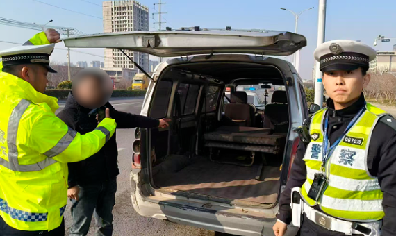 亳州集中整治高风险面包车，查处违法行为813起