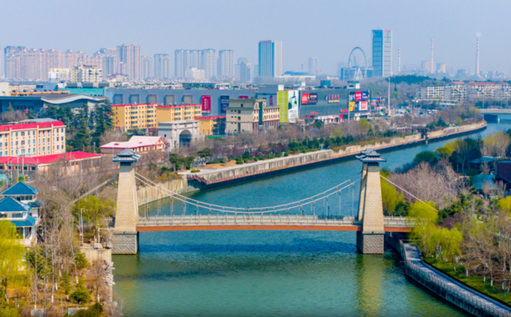 济南小清河：春染岸线 生机满河