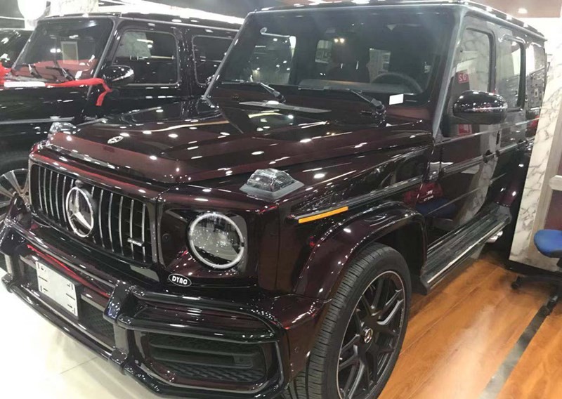 19款奔驰g63amg酒红色暗夜套件顶配报价