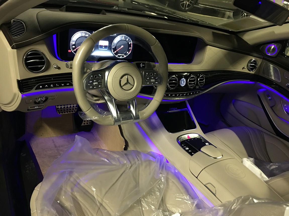 奔驰s65典藏版现车已到店全国限量20台