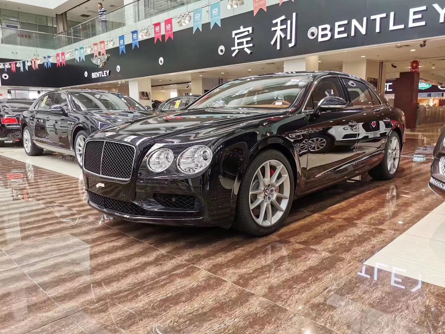 19款宾利飞驰国内首现最奢华的四门轿车