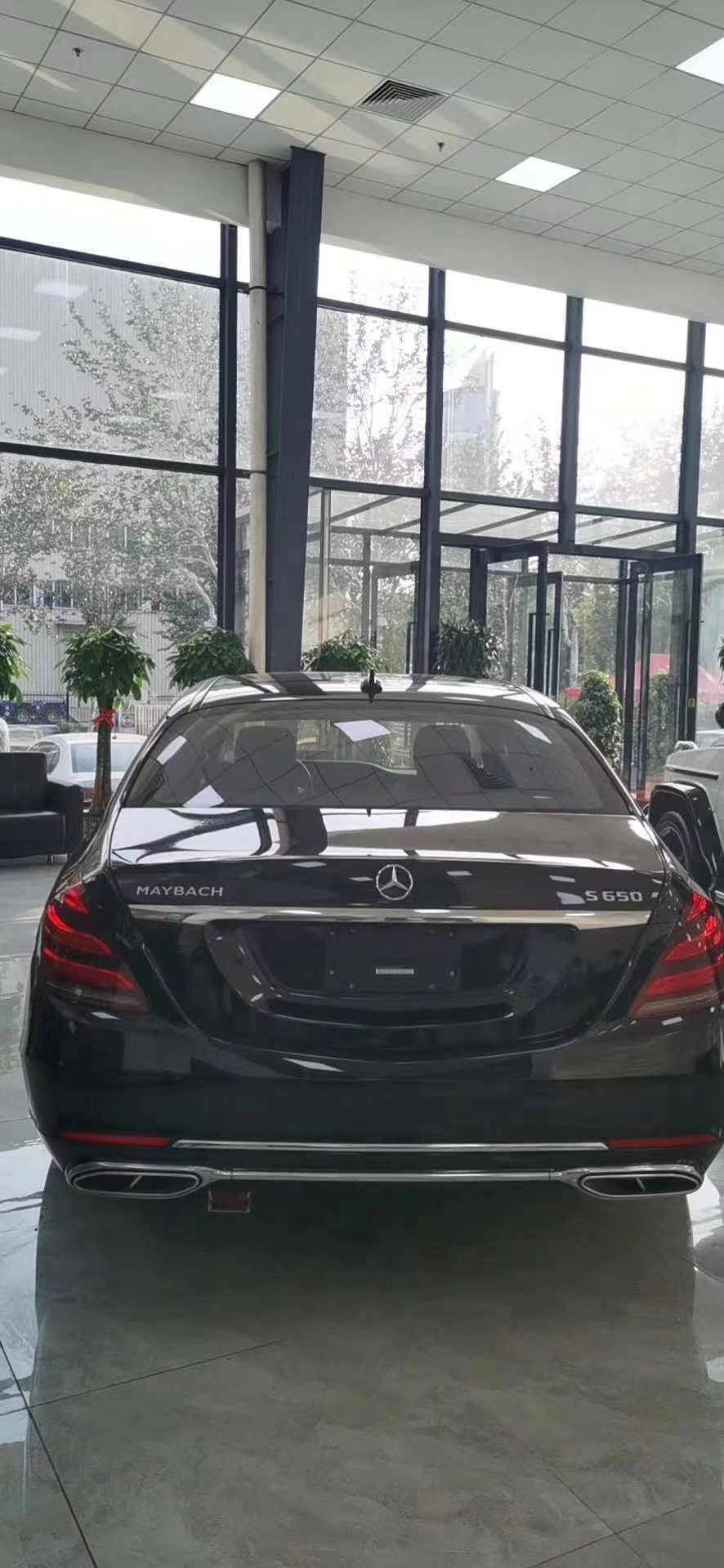 迈巴赫奔驰s650无需为足够惊艳的魅力