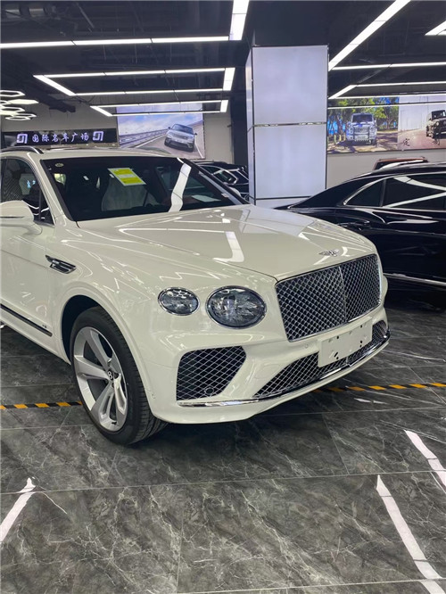 21款防弹宾利添越6.0汽油国六定制_凤凰网汽车_凤凰网