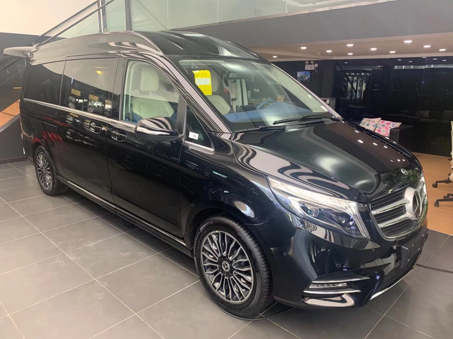 2021款国六奔驰v级v260l改装全新上市