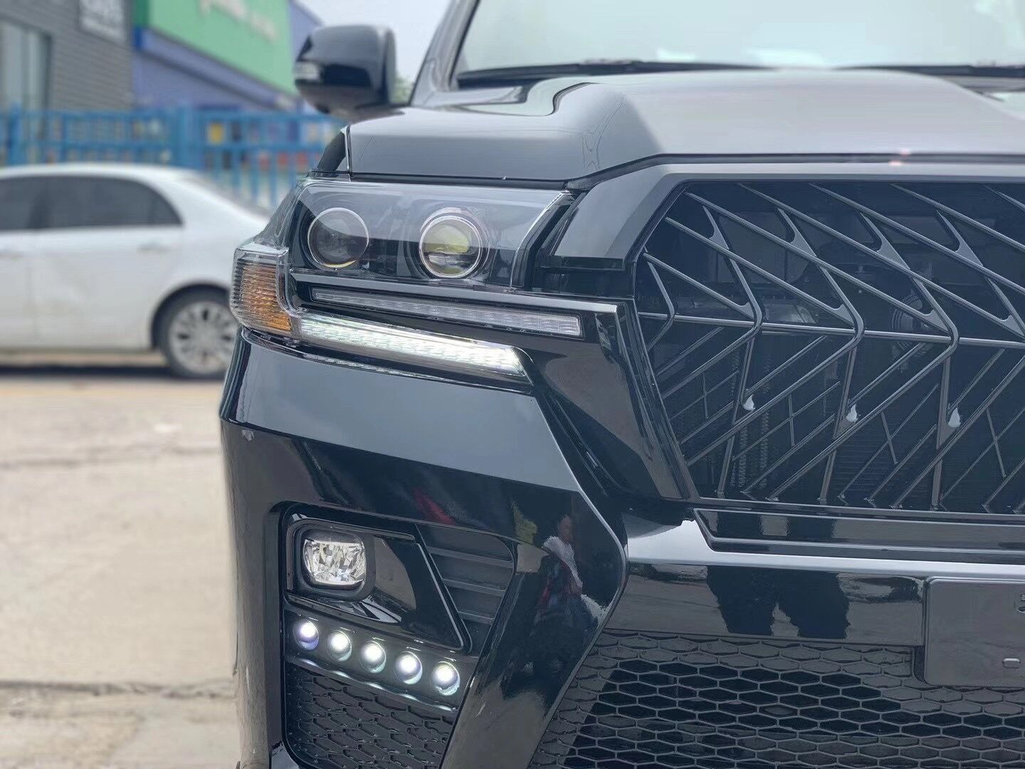 20款酷路泽黑骑士 现车实拍优惠热卖_凤凰网汽车_凤凰网