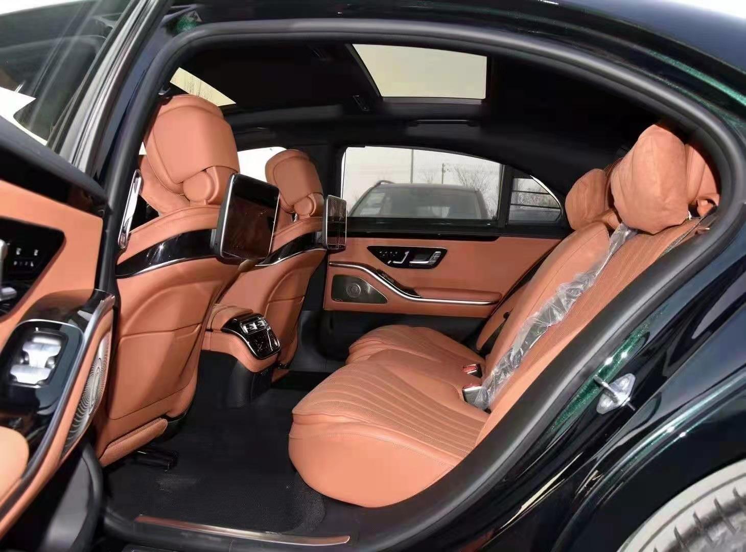 2020款奔驰迈巴赫s450典藏版内饰方面:全新2020款奔驰迈巴赫s450座椅