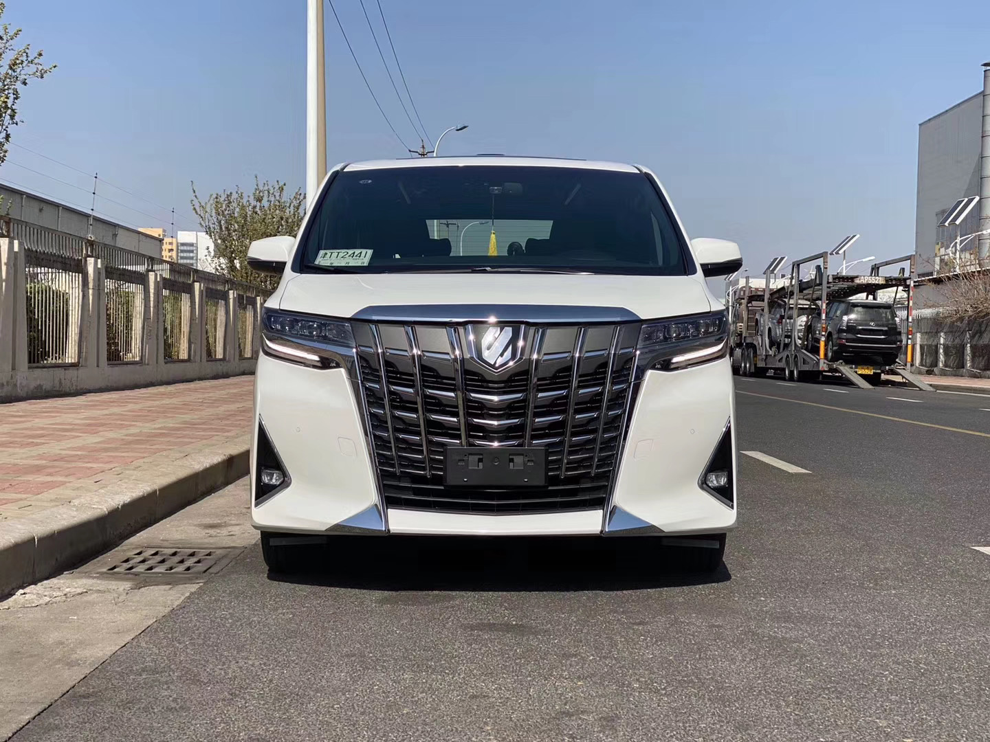 2021款丰田埃尔法行情售价优惠多少